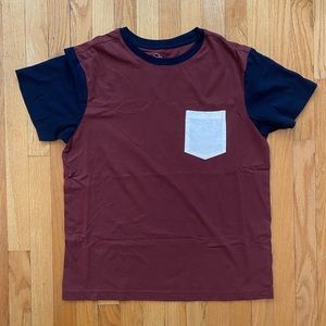 Never worn tee! Comfy material! From target